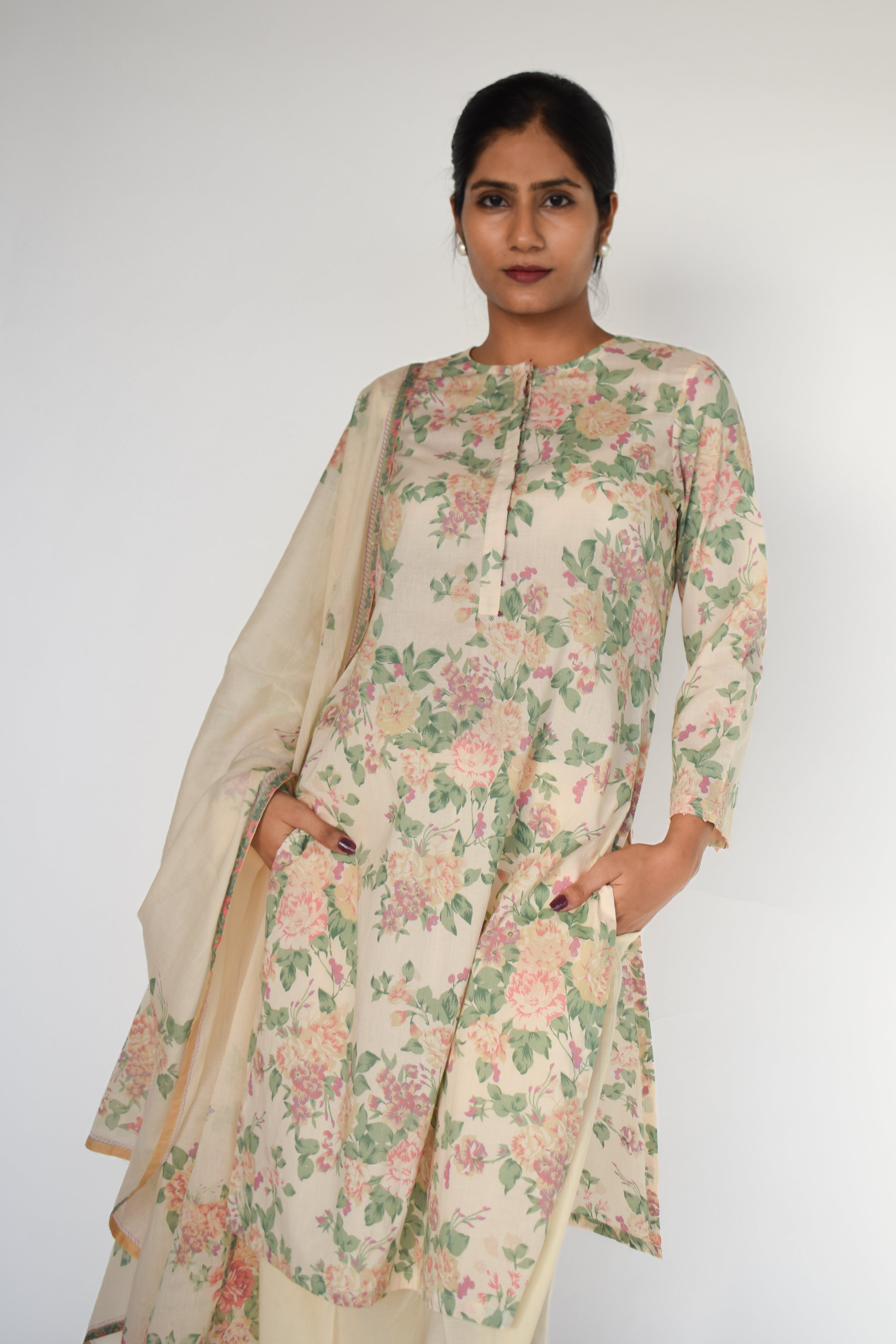 Ivory Garden Bloom 3-Piece Suit Set