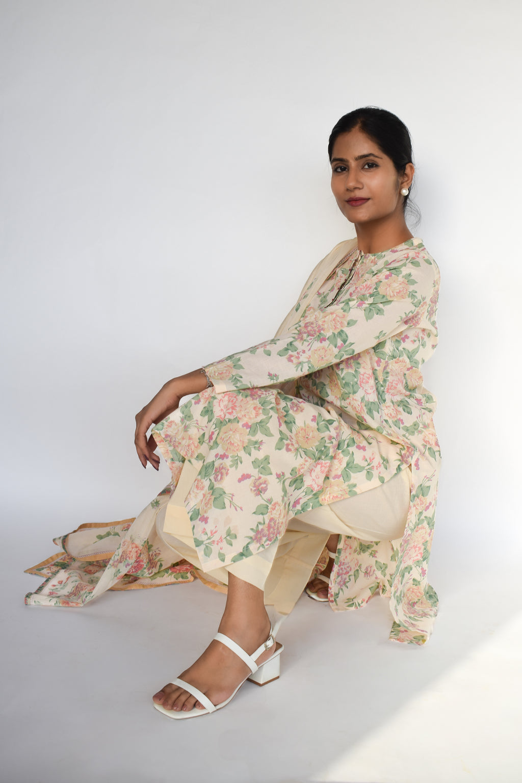 Ivory Garden Bloom 3-Piece Suit Set